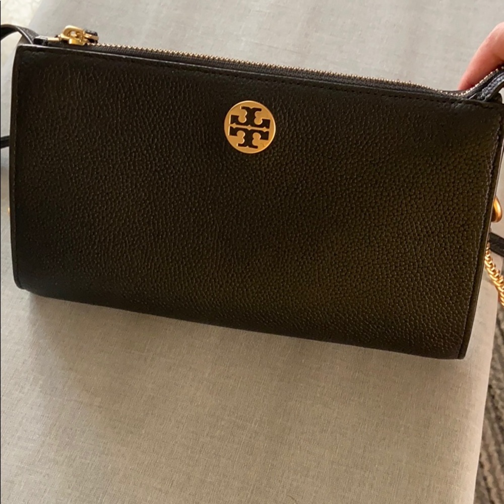 TORY BURTCH CROSS BODY BLACK BAG
